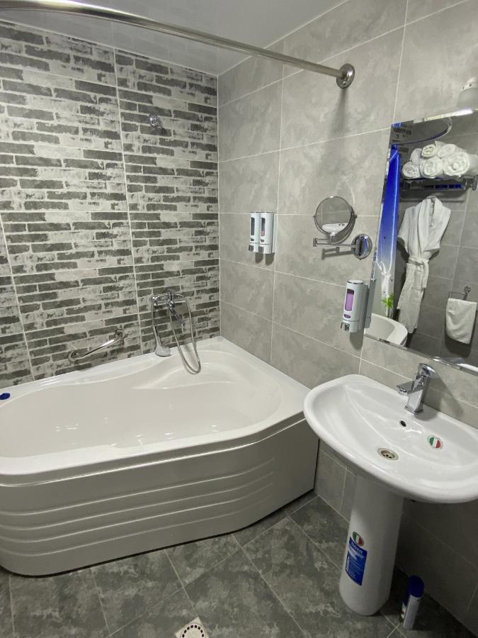 Hotel Vatan Plaza Taszkent Zewnętrze zdjęcie
